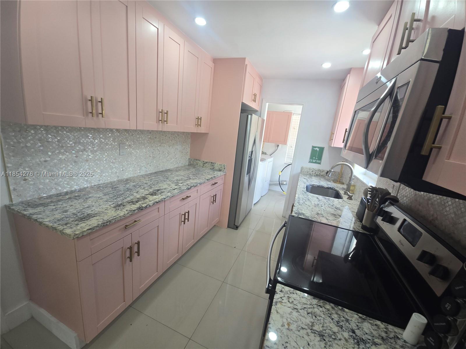 See details 3 / 2 1516 sq. ft. $ 2025-08-06 0 Photo
