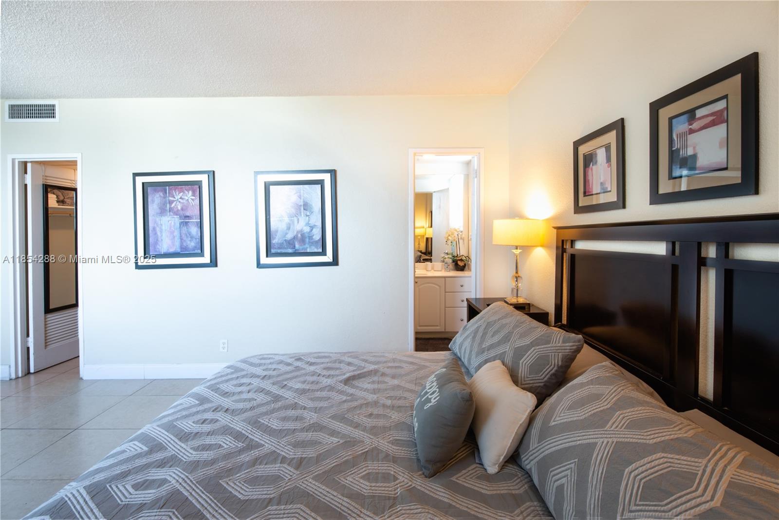 Photo of 3901 OCEAN DR  #9P, Hollywood, Florida, 33019 - 