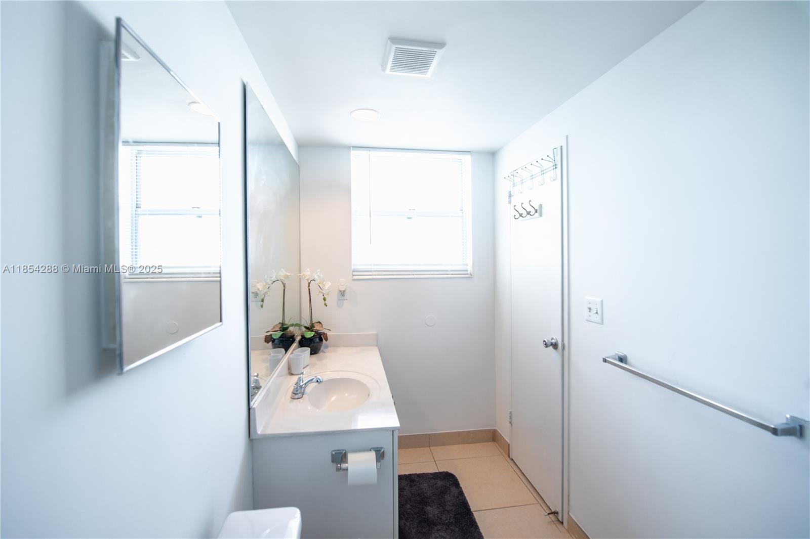 Photo of 3901 OCEAN DR  #9P, Hollywood, Florida, 33019 - 
