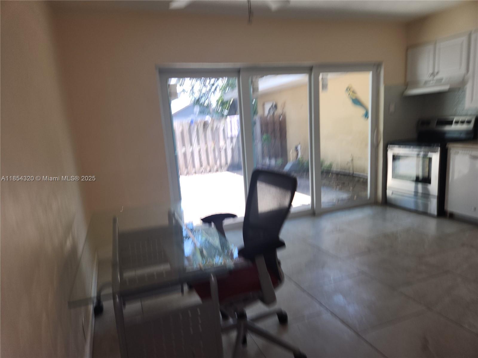 Ver detalles / 2001 sq. ft. $ 2025-08-07 0 foto