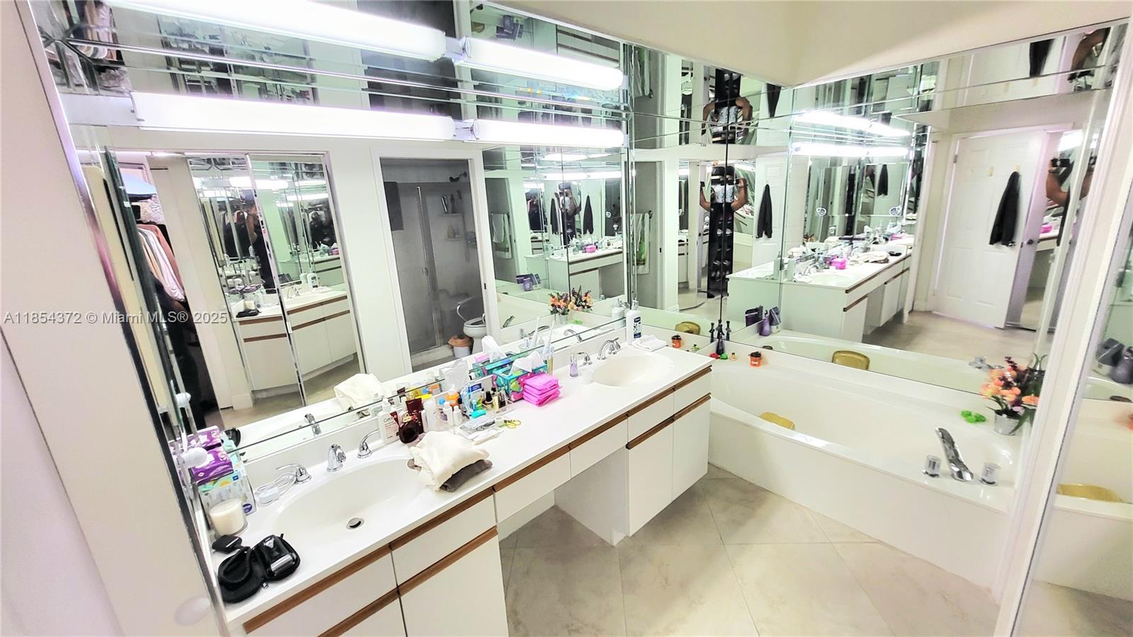 Photo of 3530 Mystic Pointe Dr  #2508, Aventura, Florida, 33180 - 