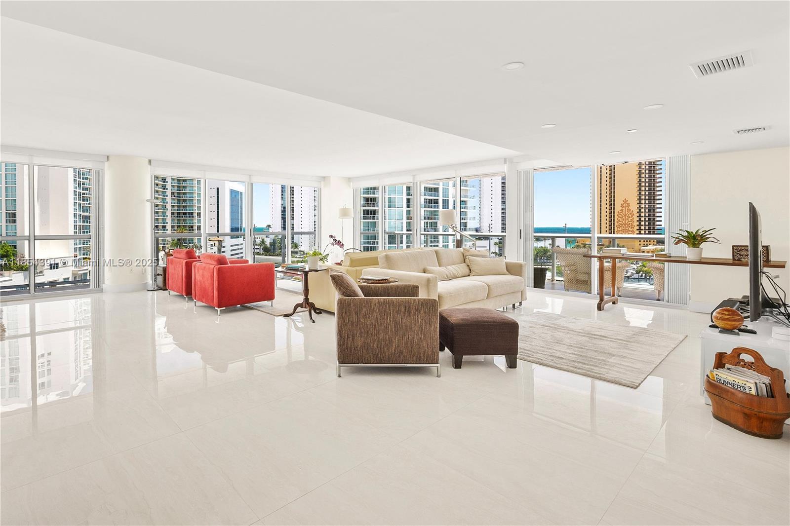 Photo of 16500 Collins Ave  #851, Sunny Isles Beach, Florida, 33160 - 
