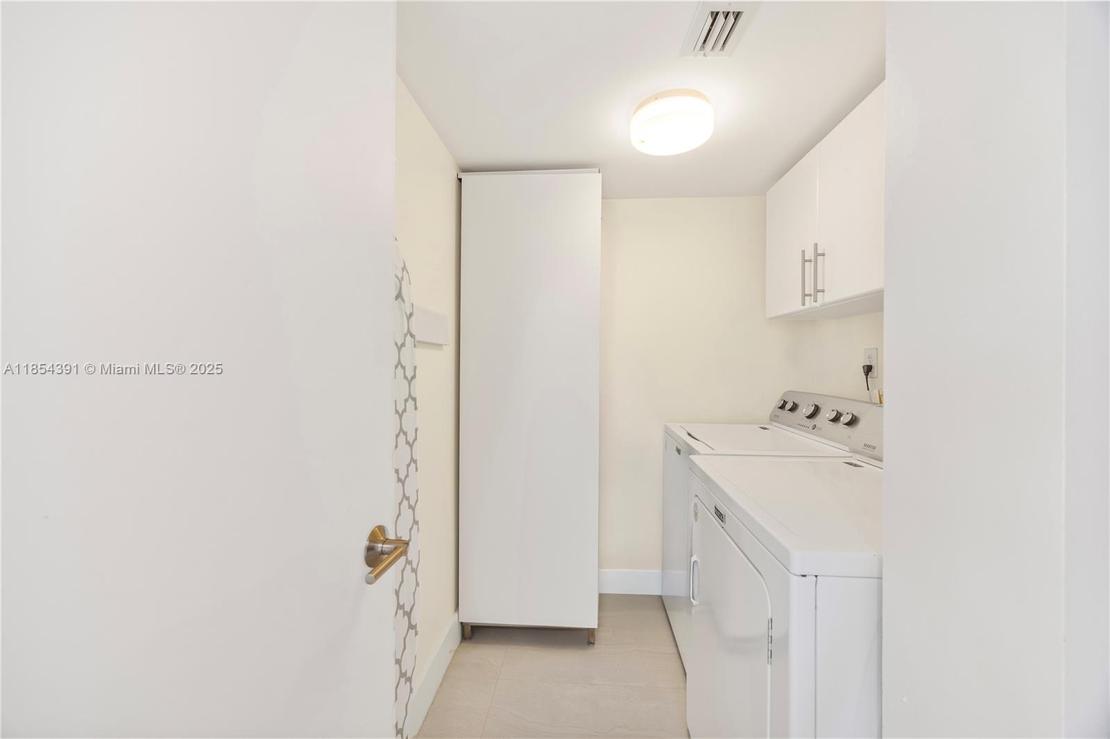 Photo of 16500 Collins Ave  #851, Sunny Isles Beach, Florida, 33160 - 