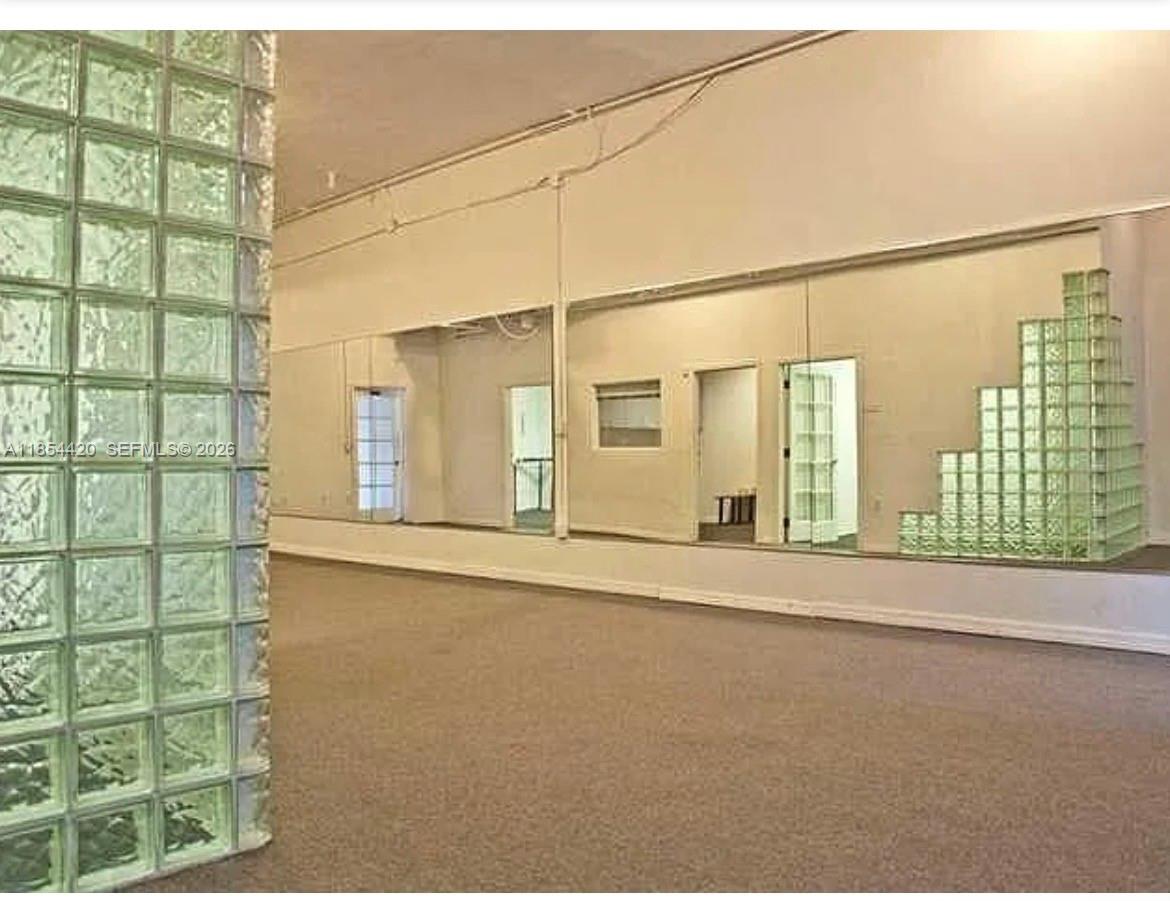 Подробнее / кв.футов $ 2026-03-15 0 Фото