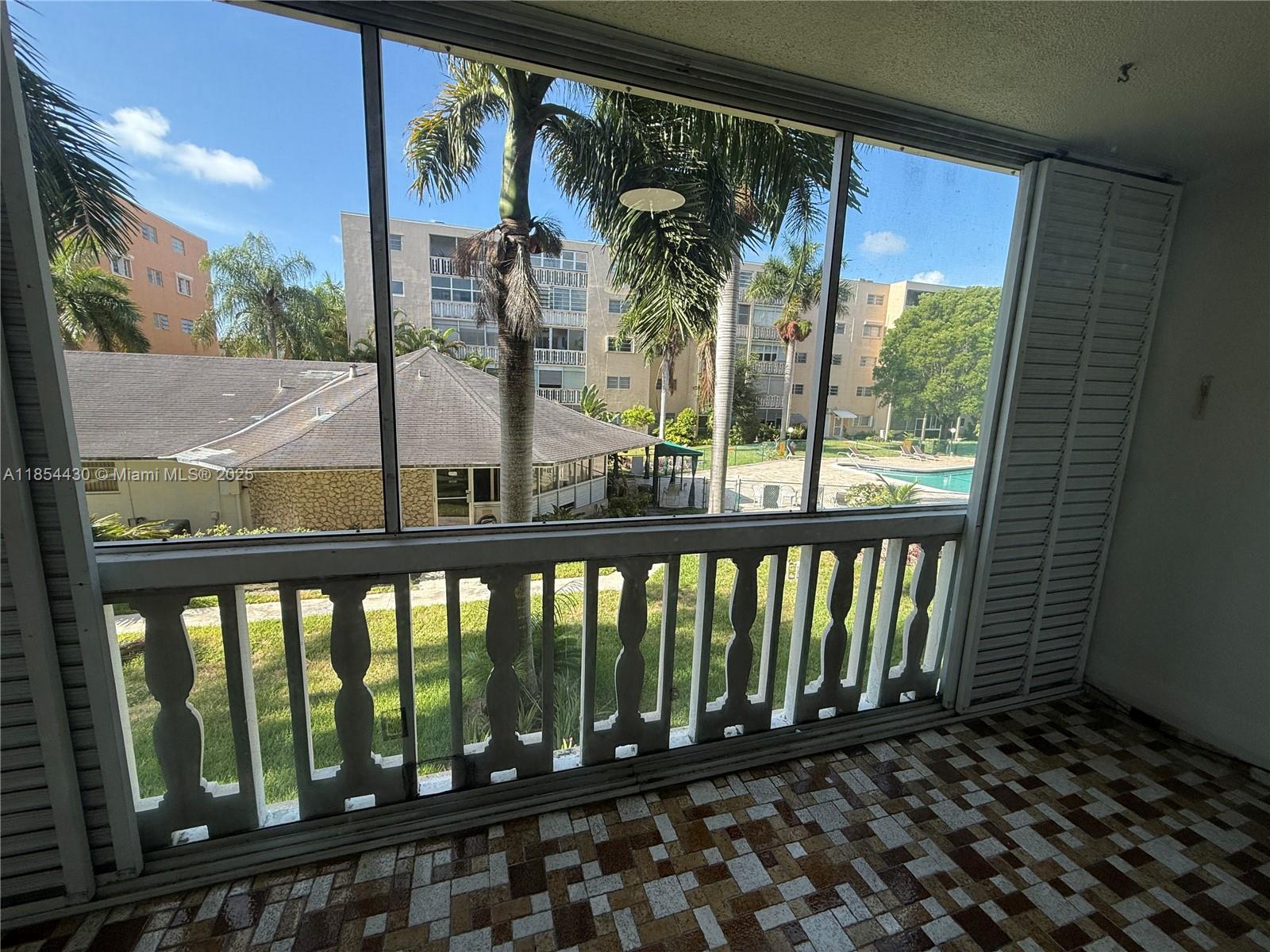 Photo of 232 12th Ave #201, Hallandale Beach, Florida, 33009 -