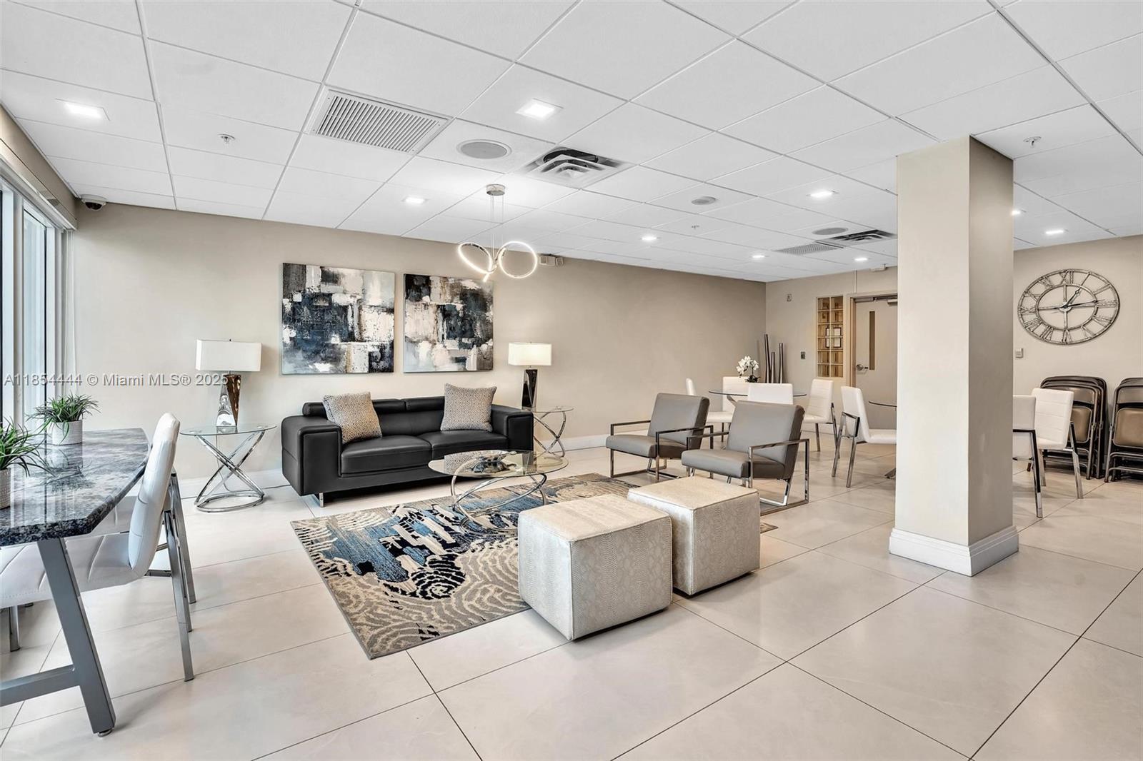 Photo of 3000 Ocean Dr  #1210, Hollywood, Florida, 33019 - 