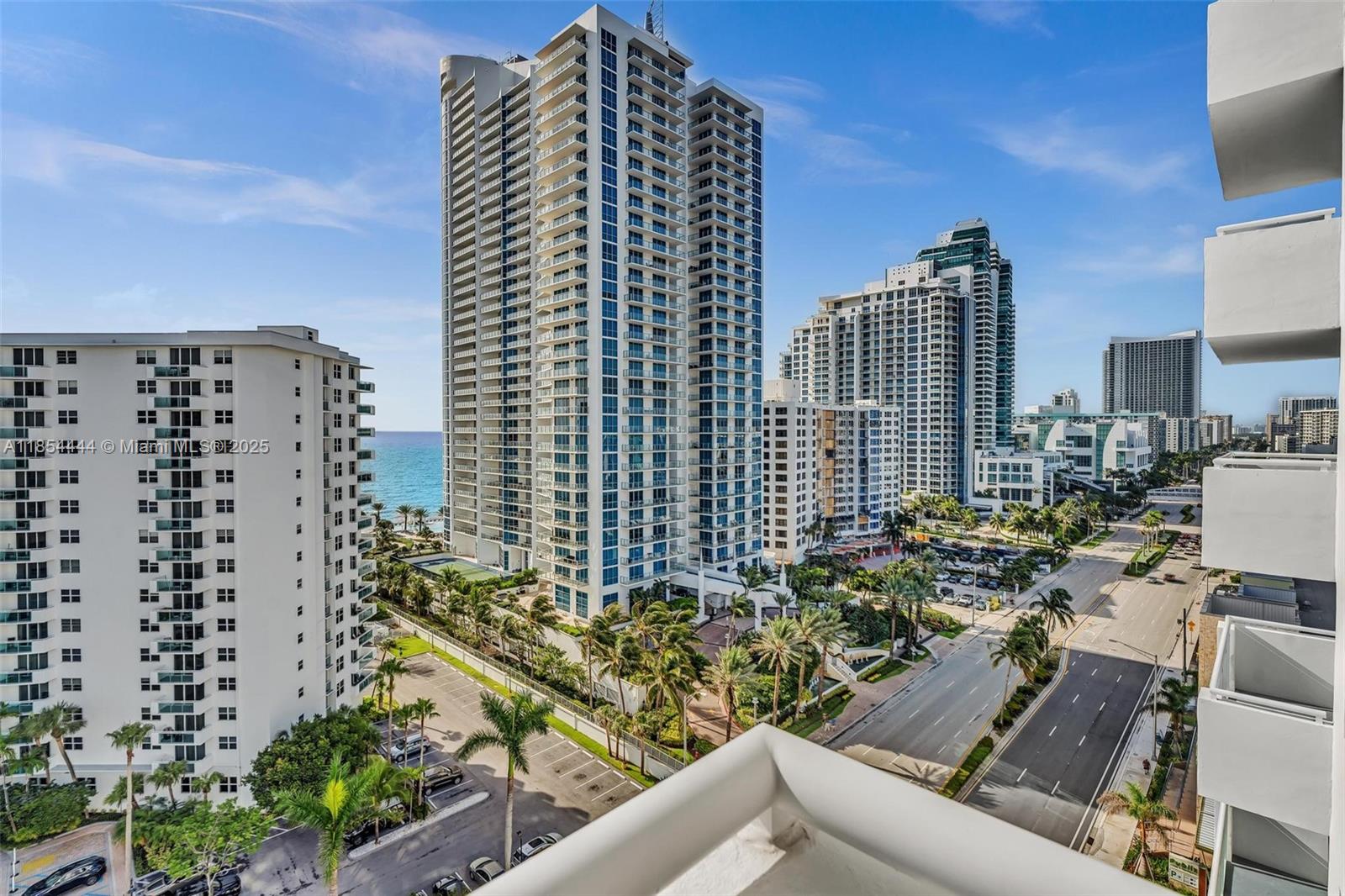 Photo of 3000 Ocean Dr  #1210, Hollywood, Florida, 33019 - 