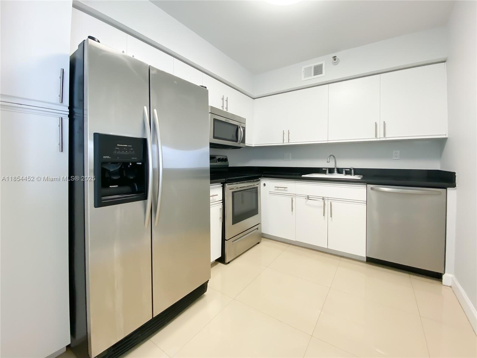 Photo of 3400 192nd St  #LPH7, Aventura, Florida, 33180 - 