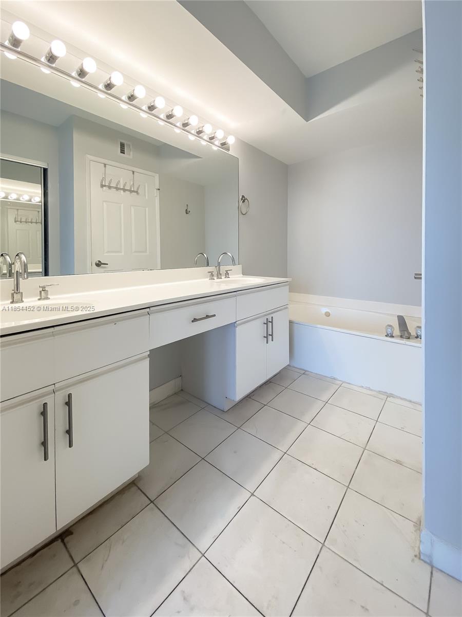 Photo of 3400 192nd St  #LPH7, Aventura, Florida, 33180 - 