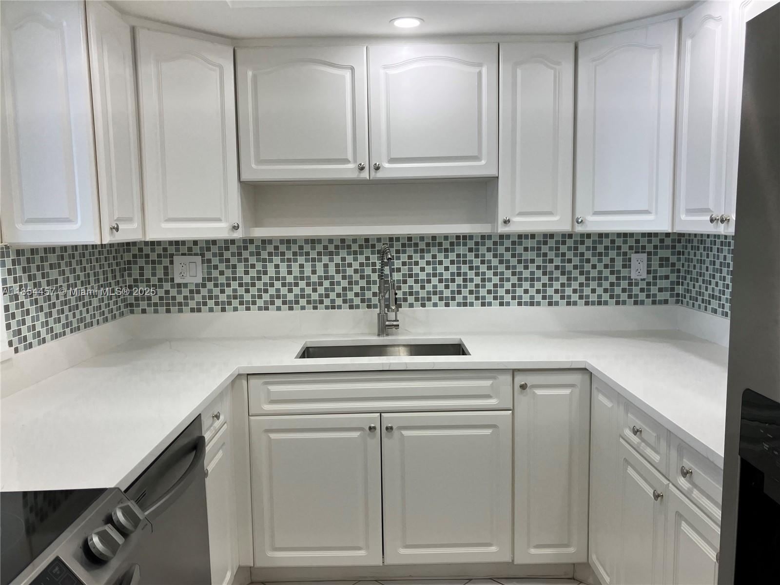 Photo of 500 Three Islands Blvd  #521, Hallandale Beach, Florida, 33009 - 