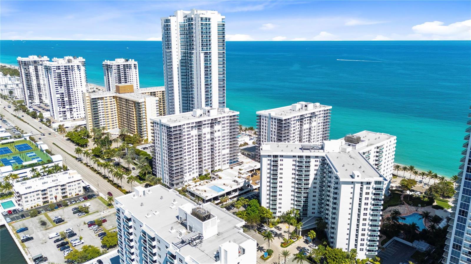 Photo of 3001 Ocean  #333, Hollywood, Florida, 33019 - Photo 2