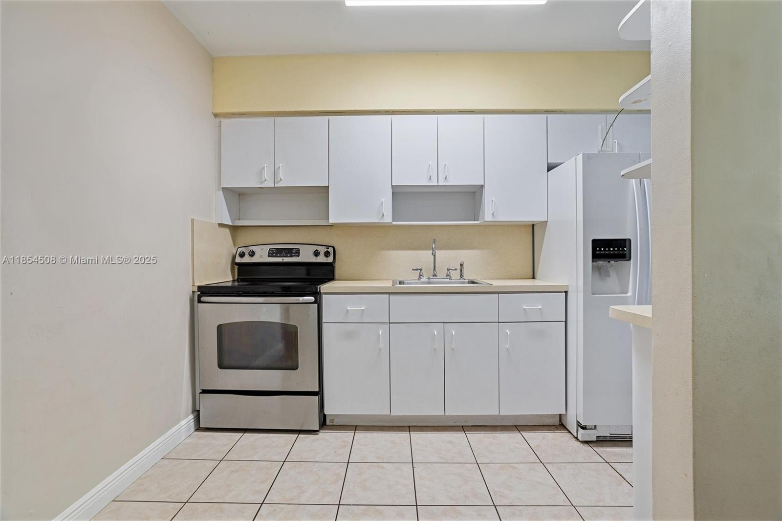 See details / 1899 sq. ft. $ 2025-08-07 0 Photo