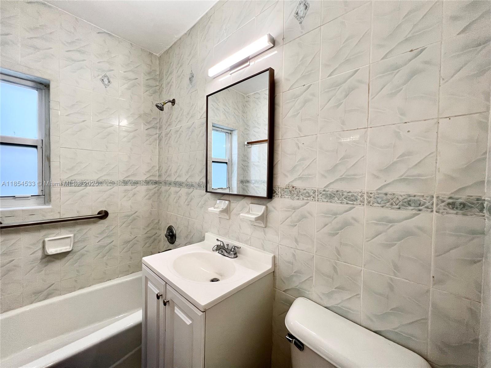   /  1805 sq. ft. $ 2025-08-07 0 Photo