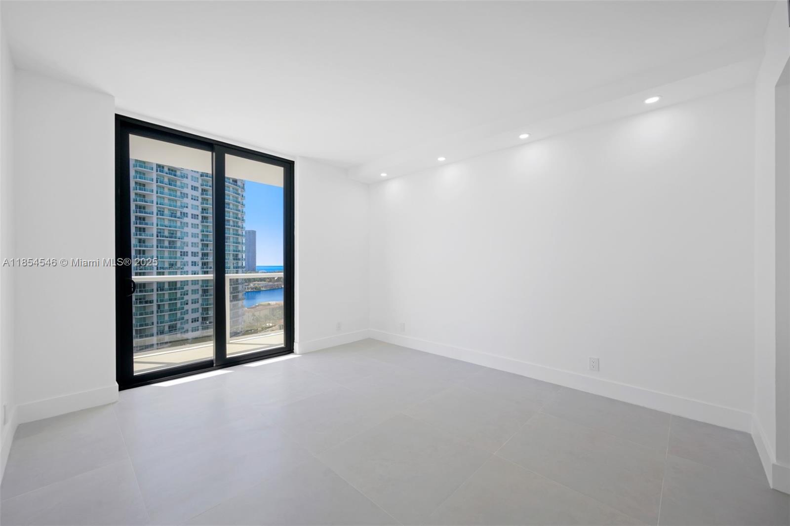 Photo of 20281 Country Club Dr  #1008, Aventura, Florida, 33180 - 