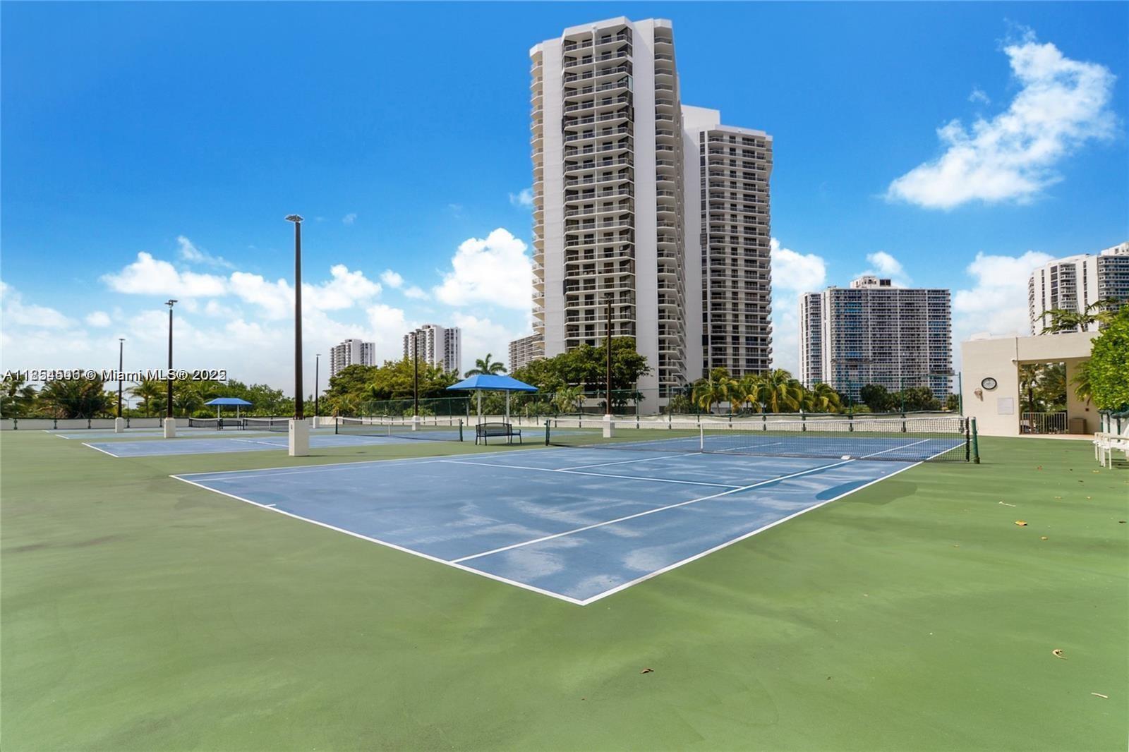 Photo of 20281 Country Club Dr  #1008, Aventura, Florida, 33180 - 