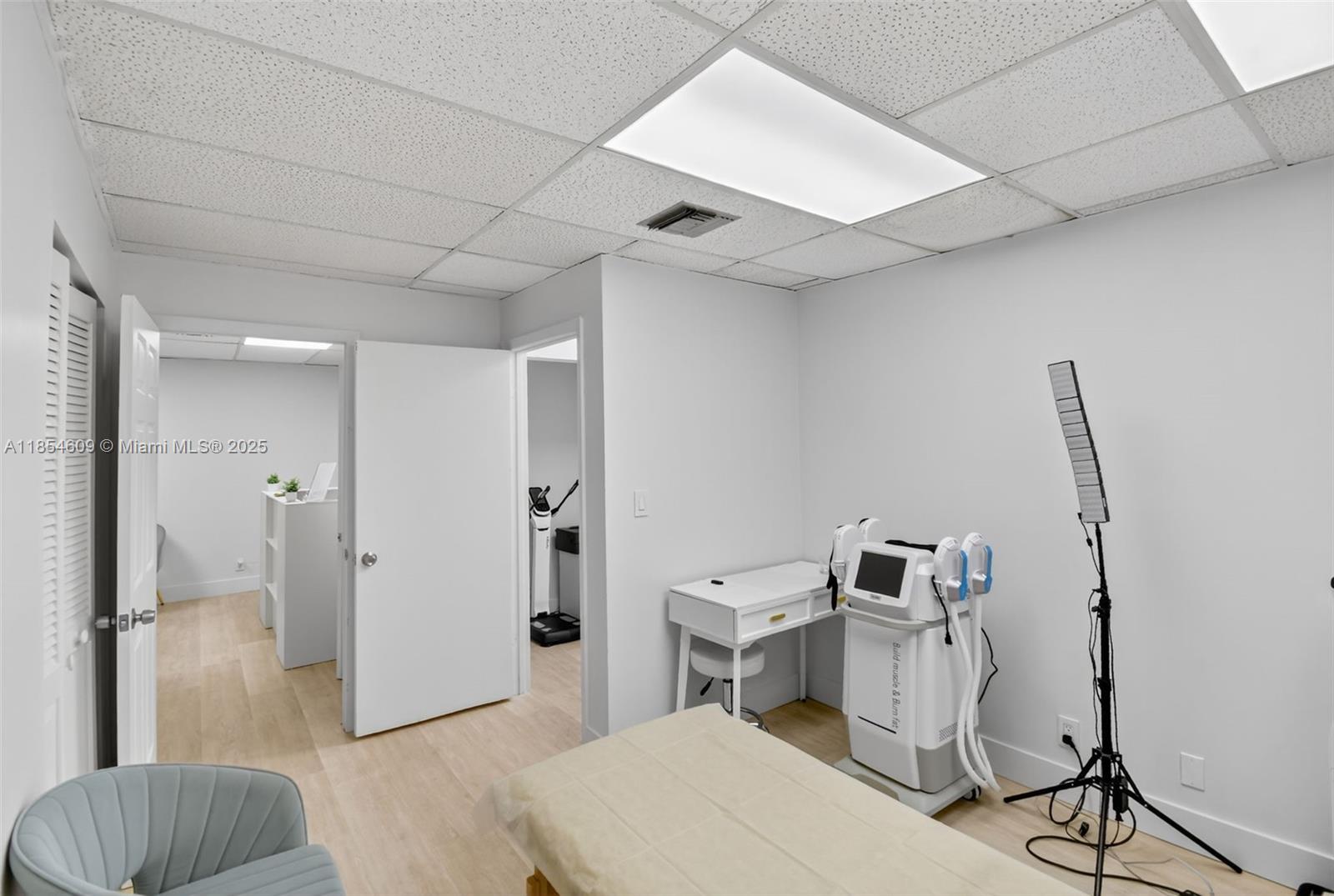 See details / sq. ft. $ 2025-08-07 0 Photo