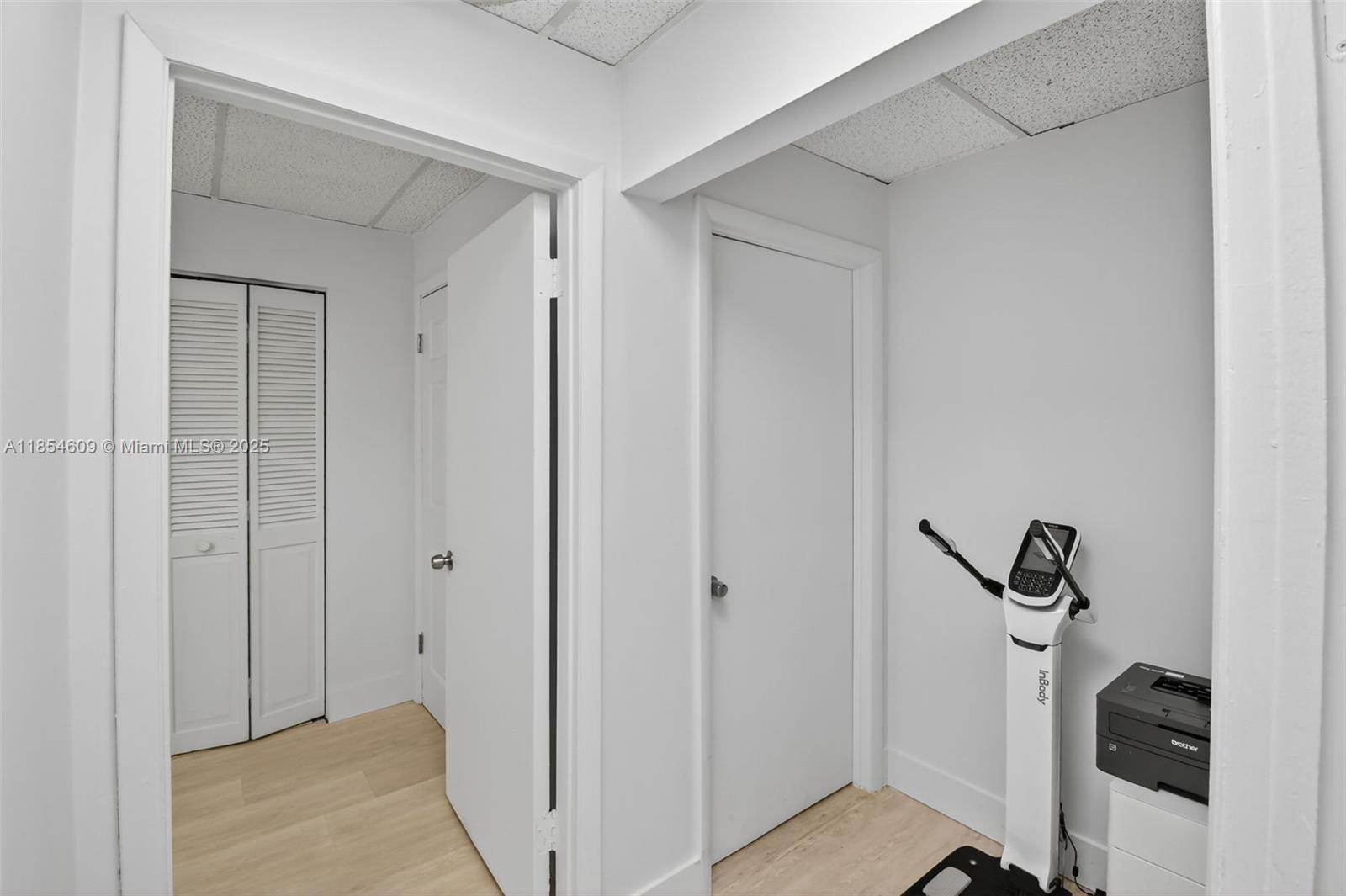 See details / sq. ft. $ 2025-08-07 0 Photo