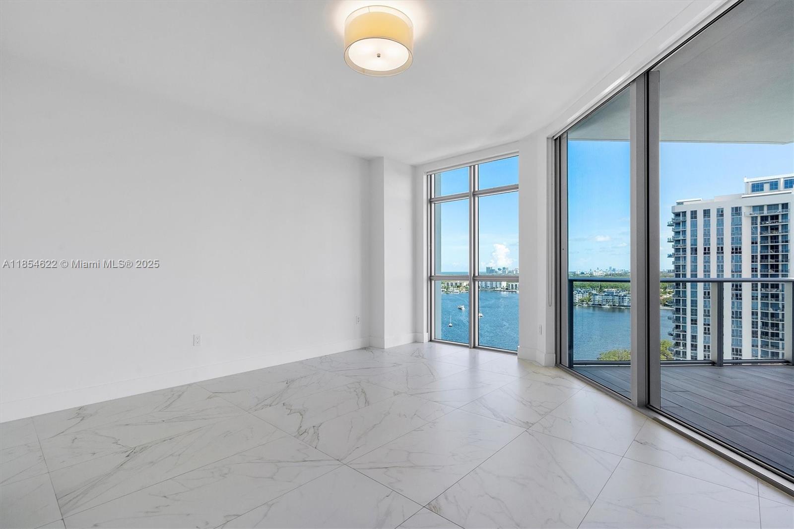 Photo of 17301 Biscayne Blvd  #1907, North Miami Beach, Florida, 33160 - 