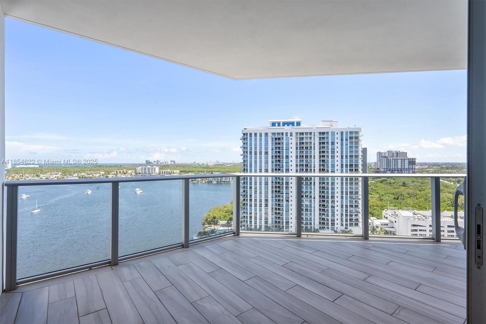 Photo of 17301 Biscayne Blvd  #1907, North Miami Beach, Florida, 33160 - 