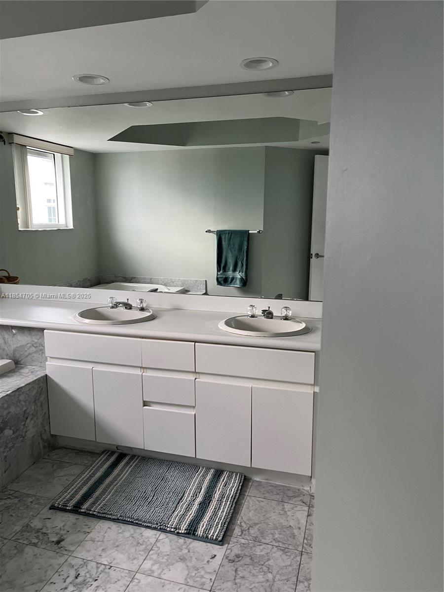 Photo of 16485 Collins Ave  #2538, Sunny Isles Beach, Florida, 33160 - Master Bath
