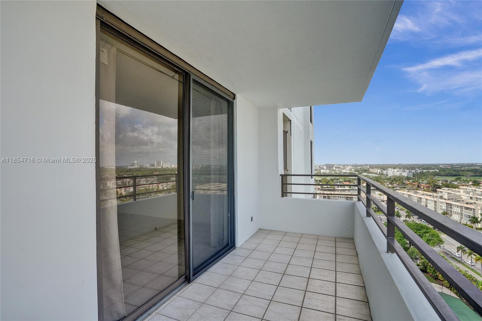 Photo of 2500 Parkview Dr  #1811, Hallandale Beach, Florida, 33009 - 