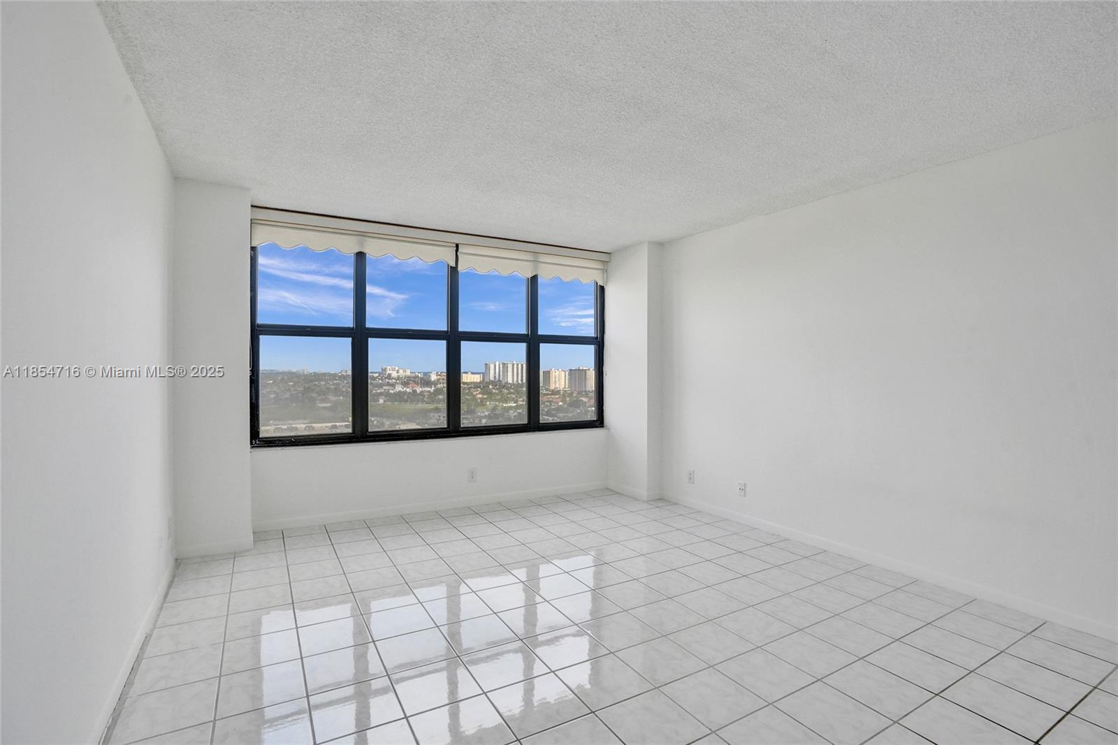 Photo of 2500 Parkview Dr  #1811, Hallandale Beach, Florida, 33009 - 