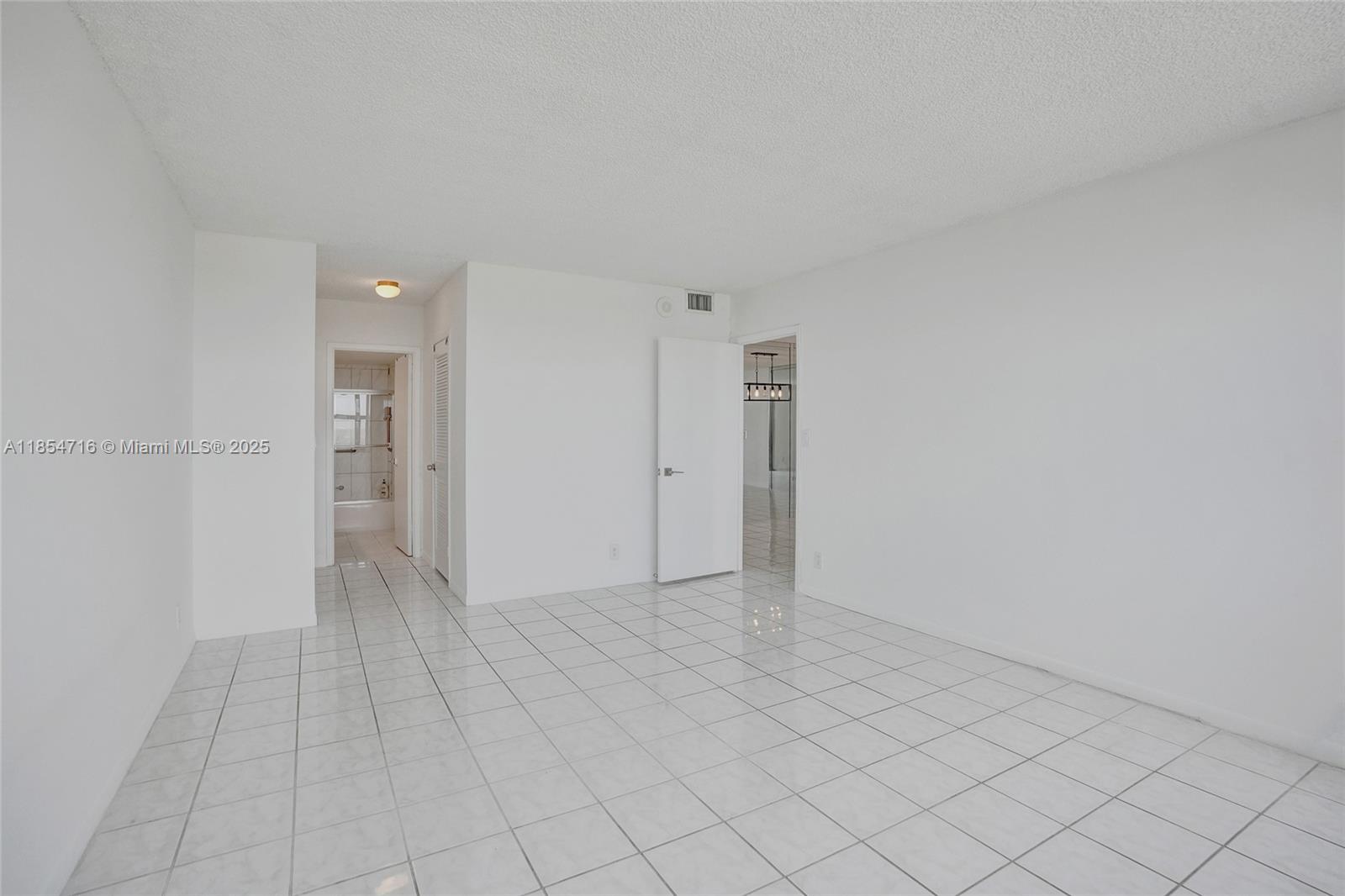 Photo of 2500 Parkview Dr  #1811, Hallandale Beach, Florida, 33009 - 