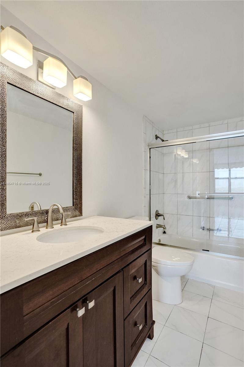 Photo of 2500 Parkview Dr  #1811, Hallandale Beach, Florida, 33009 - 