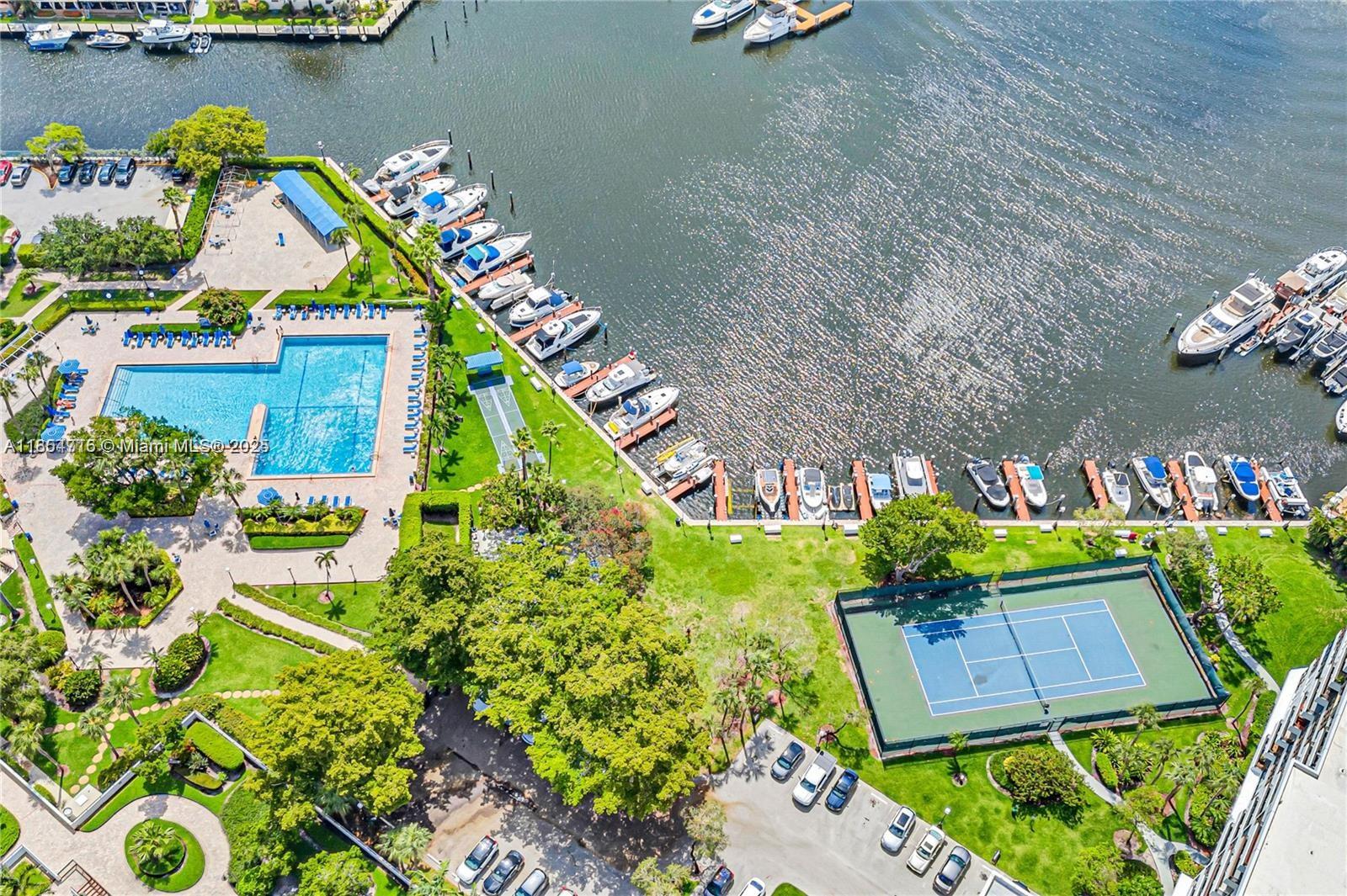 Photo of 2500 Parkview Dr  #1811, Hallandale Beach, Florida, 33009 - 