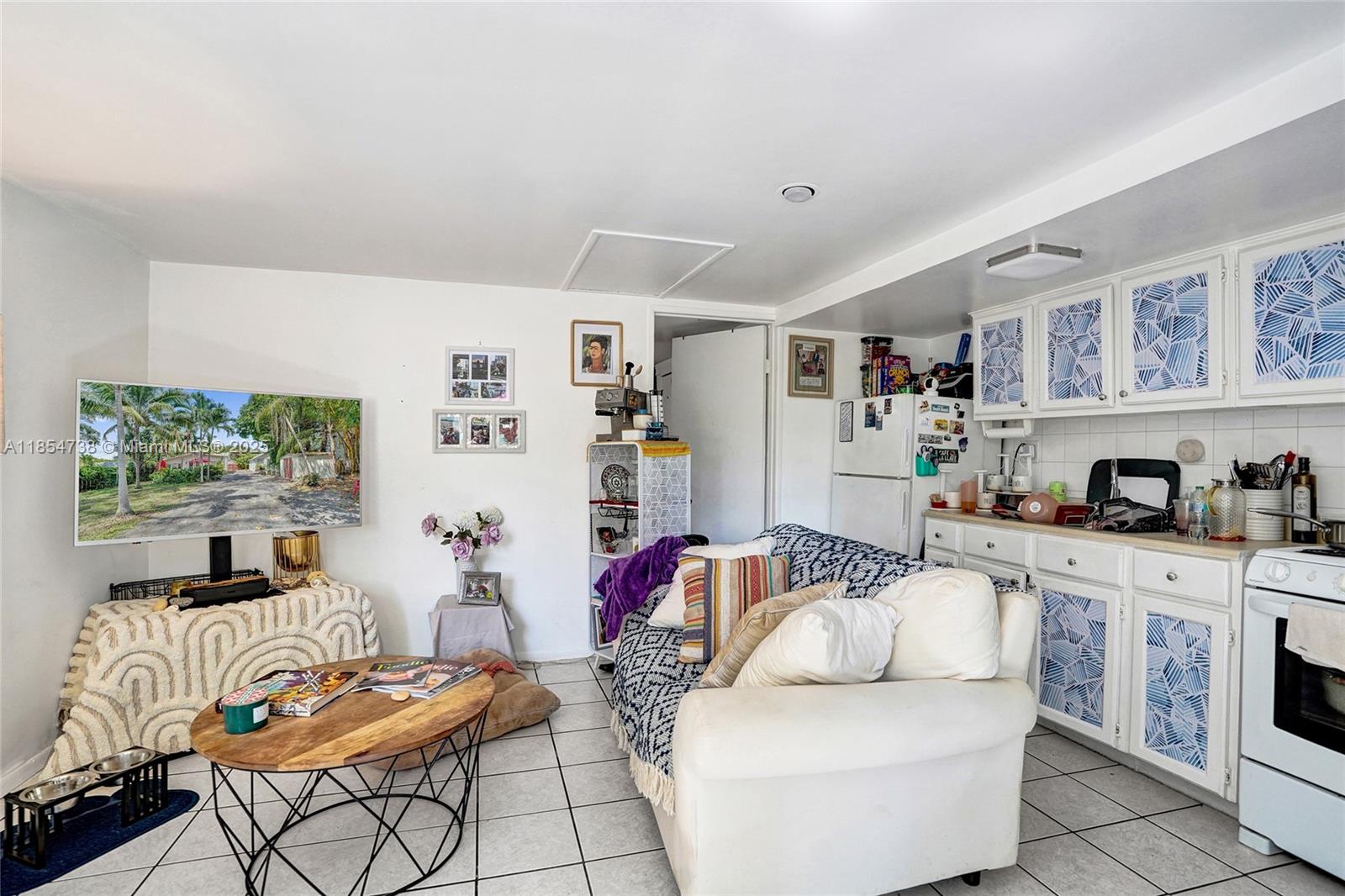 See details / 1125 sq. ft. $ 2025-08-07 0 Photo