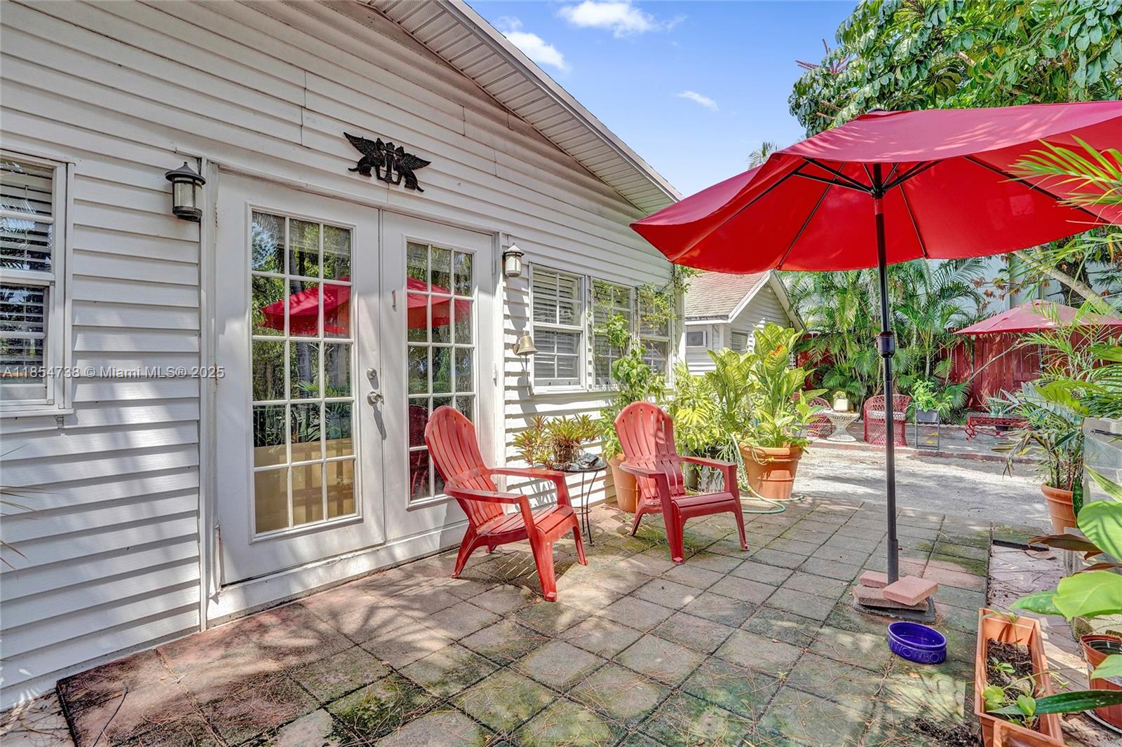 See details / 1125 sq. ft. $ 2025-08-07 0 Photo