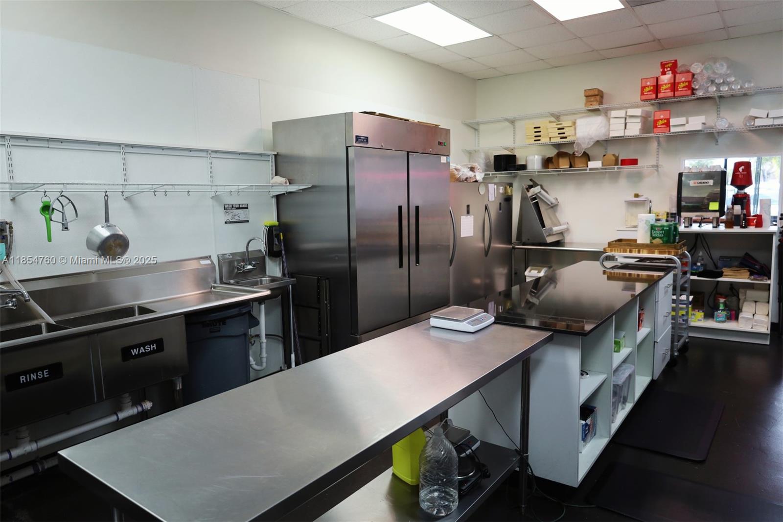 105  /   sq. ft. $ 2025-08-09 0 foto