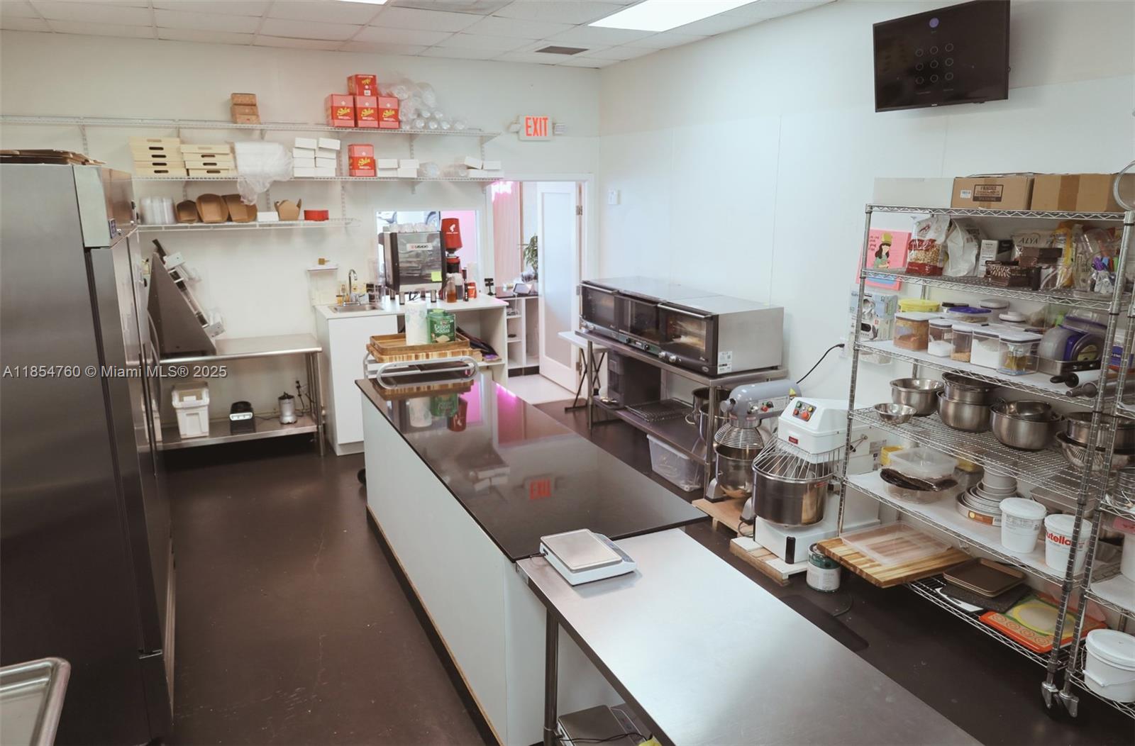 105  /   sq. ft. $ 2025-08-09 0 foto