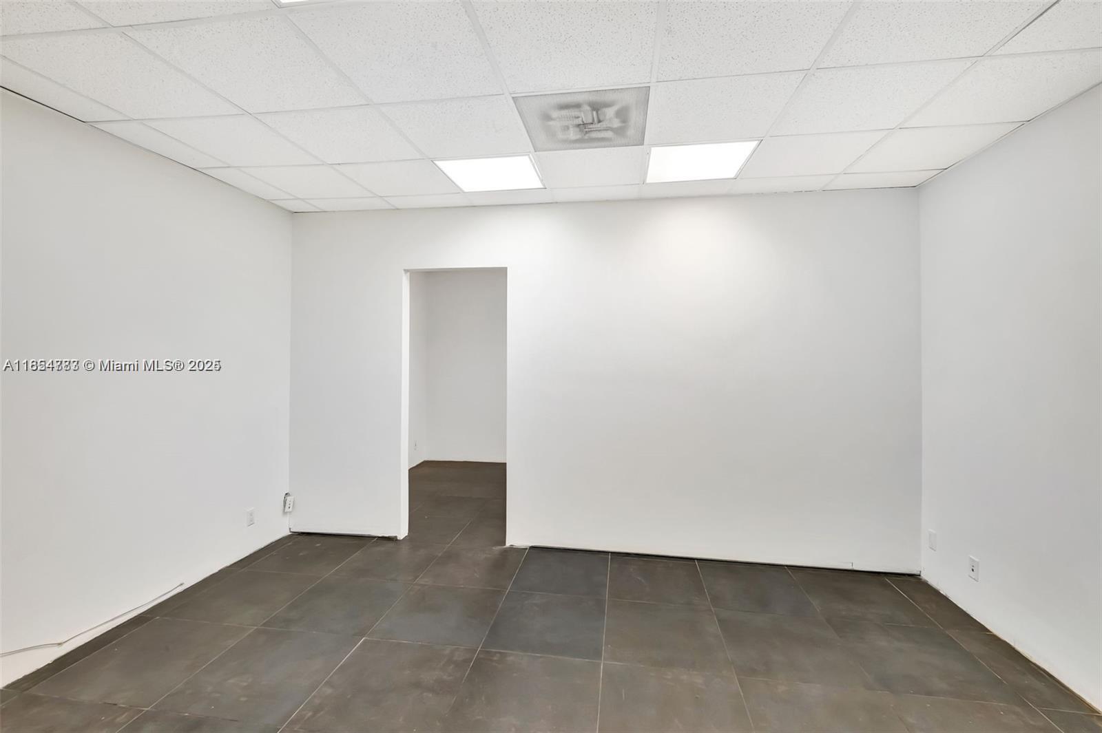 Ver detalles / sq. ft. $ 2025-08-07 0 foto