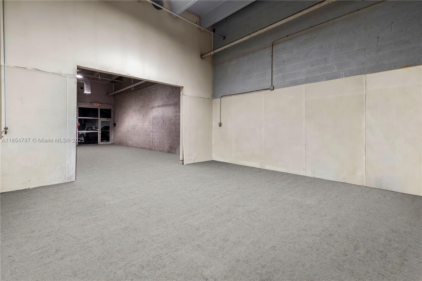 See details 438486 / sq. ft. $ 2025-08-07 0 Photo