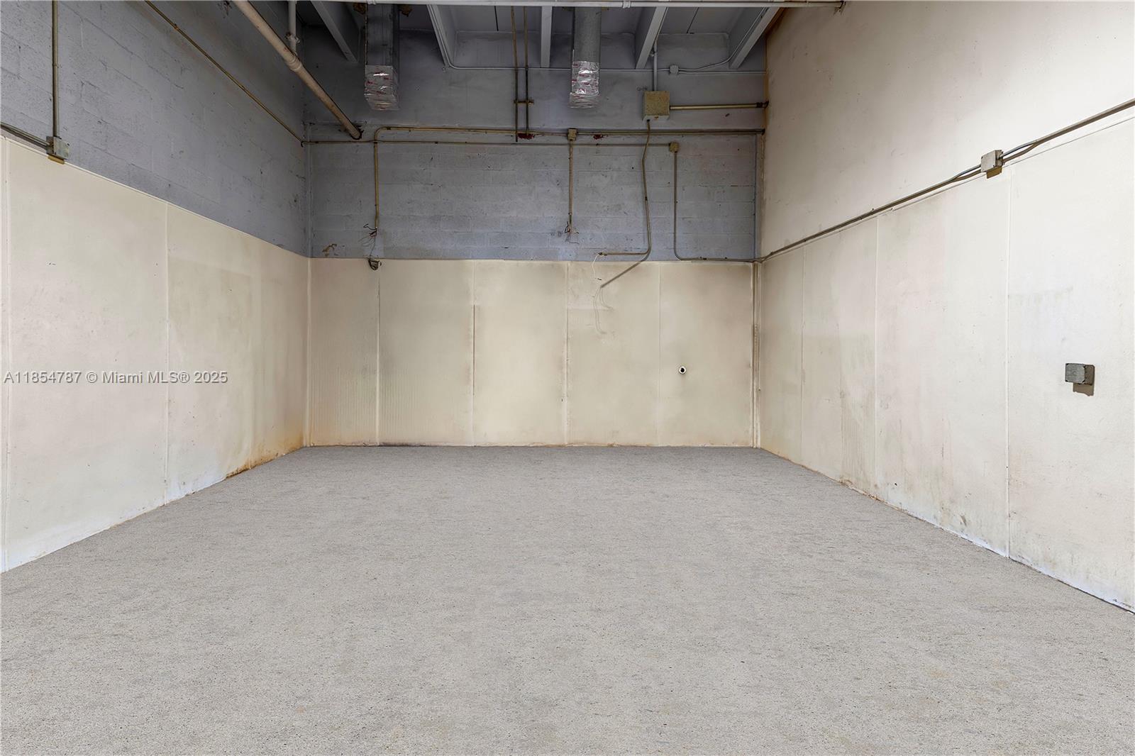 See details 438486 / sq. ft. $ 2025-08-07 0 Photo
