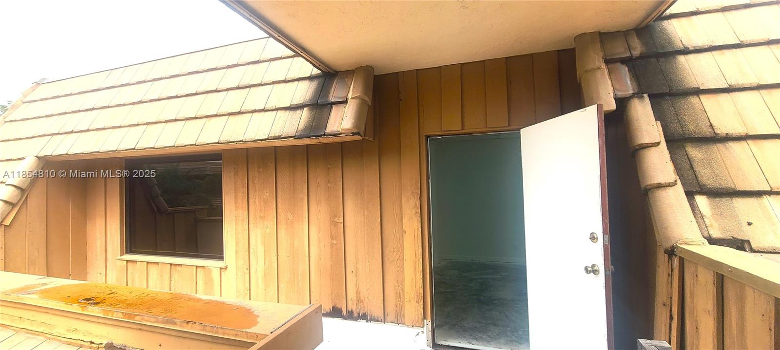 See details 10 & 101 / sq. ft. $ 2025-08-07 0 Photo