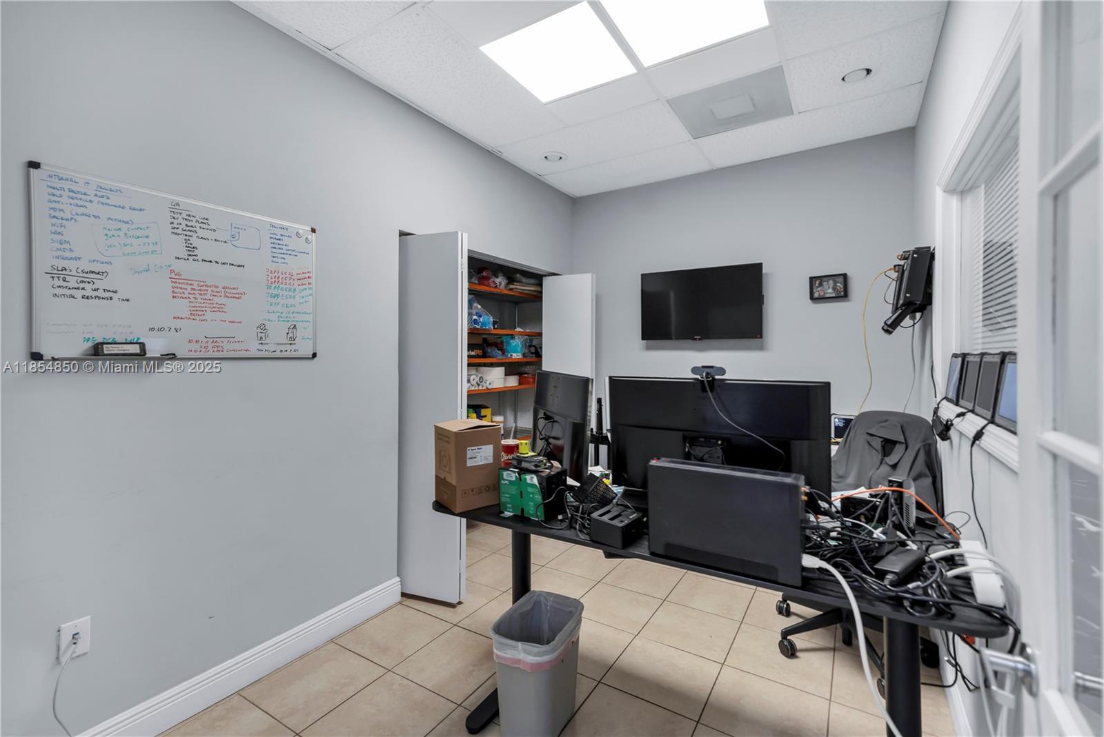 See details 438890 / sq. ft. $ 2025-08-07 0 Photo