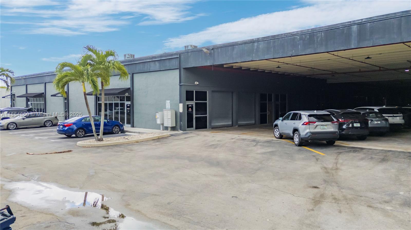 See details 438890 / sq. ft. $ 2025-08-07 0 Photo