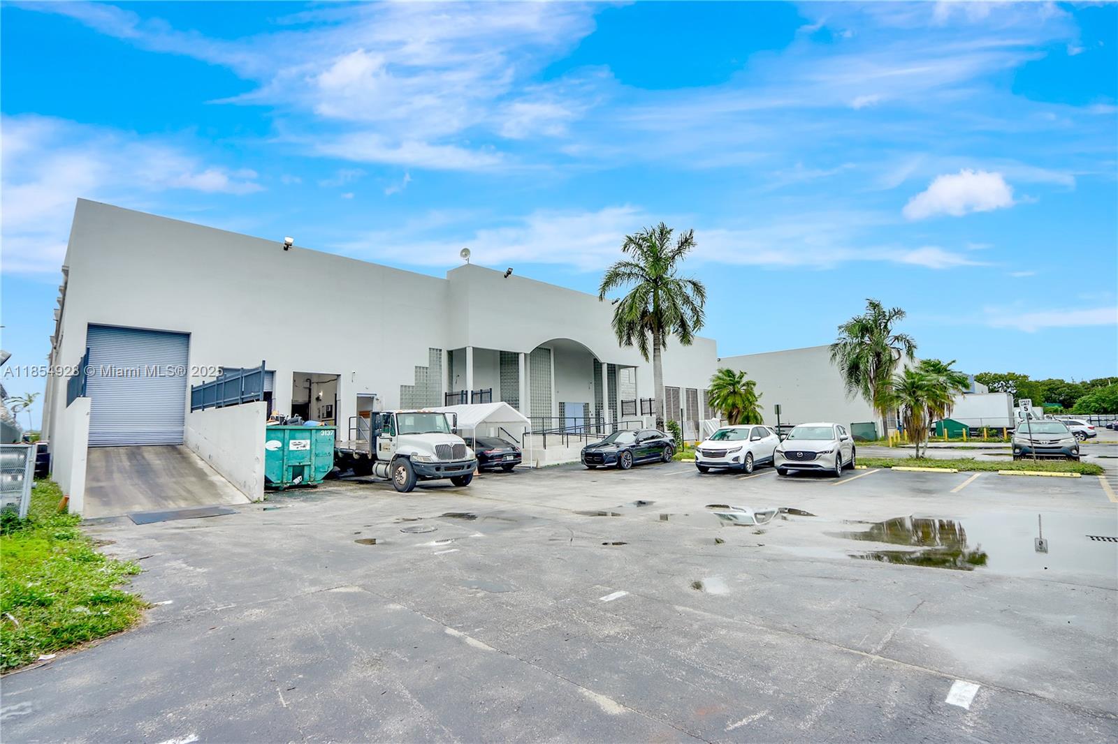 See details / sq. ft. $ 2025-08-07 0 Photo