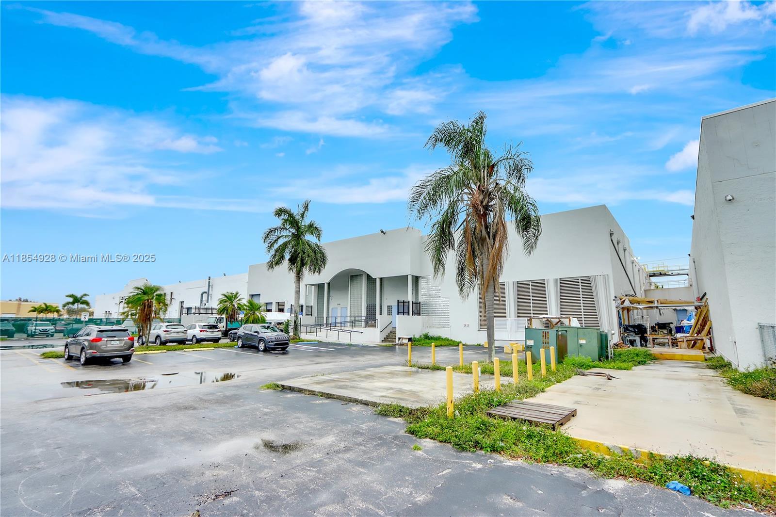 See details / sq. ft. $ 2025-08-07 0 Photo