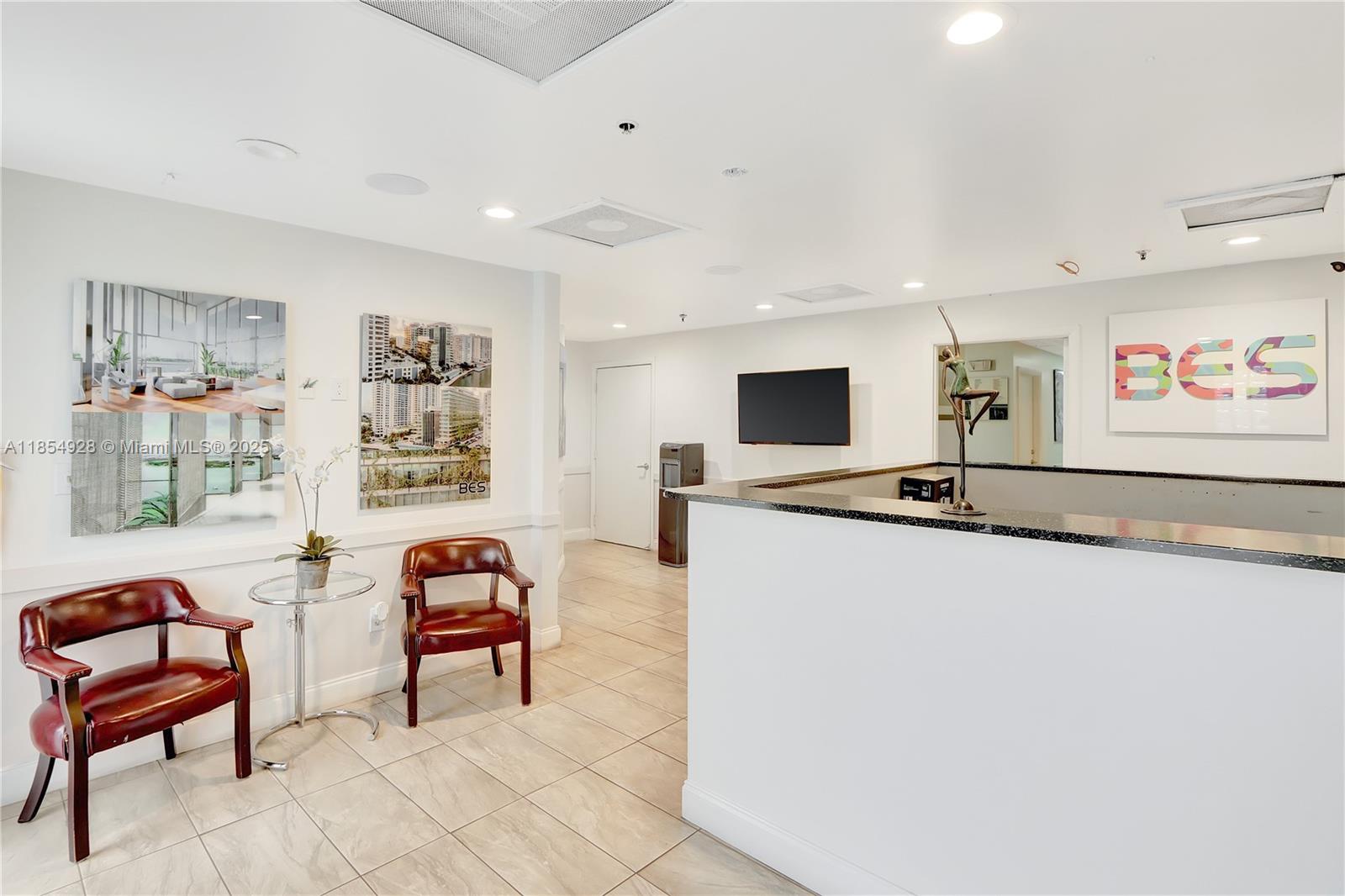 See details / sq. ft. $ 2025-08-07 0 Photo