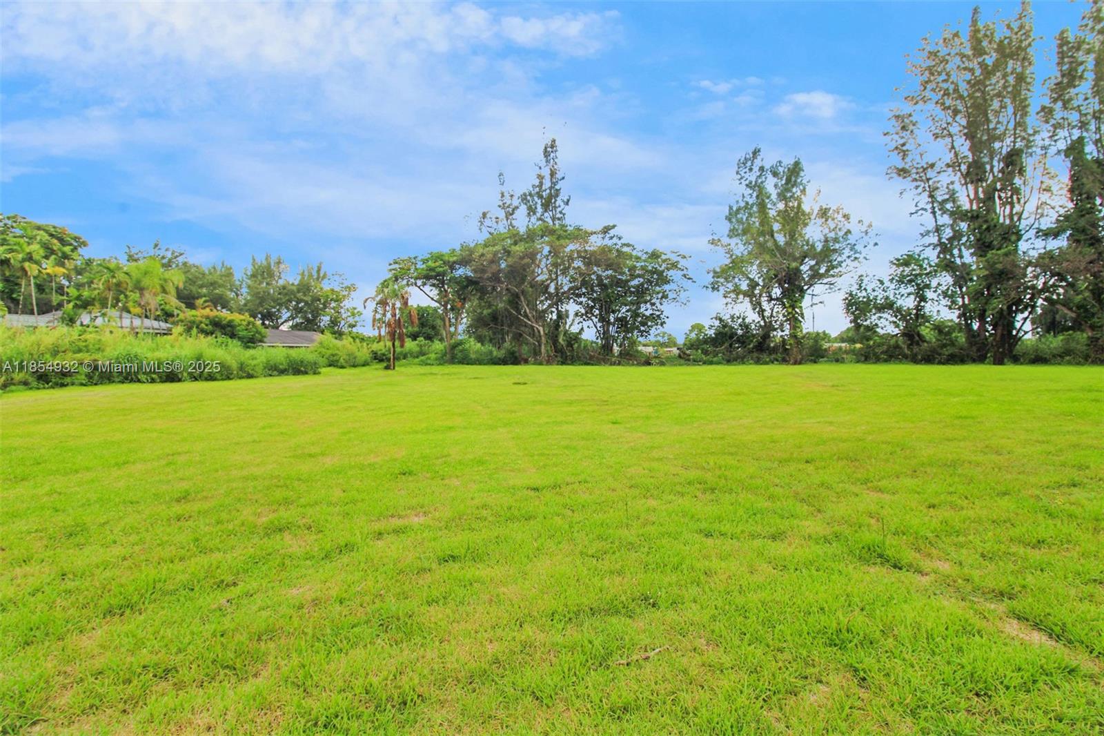 See details / sq. ft. $ 2025-08-07 0 Photo