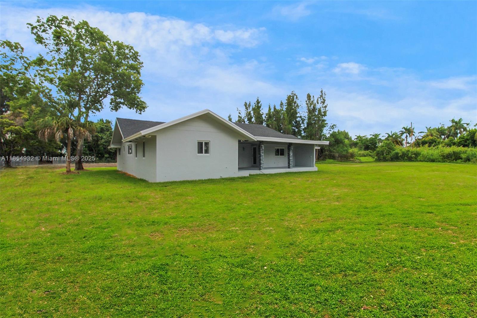 See details / sq. ft. $ 2025-08-07 0 Photo