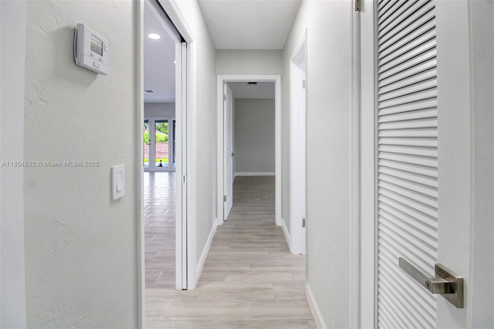 See details / sq. ft. $ 2025-08-07 0 Photo