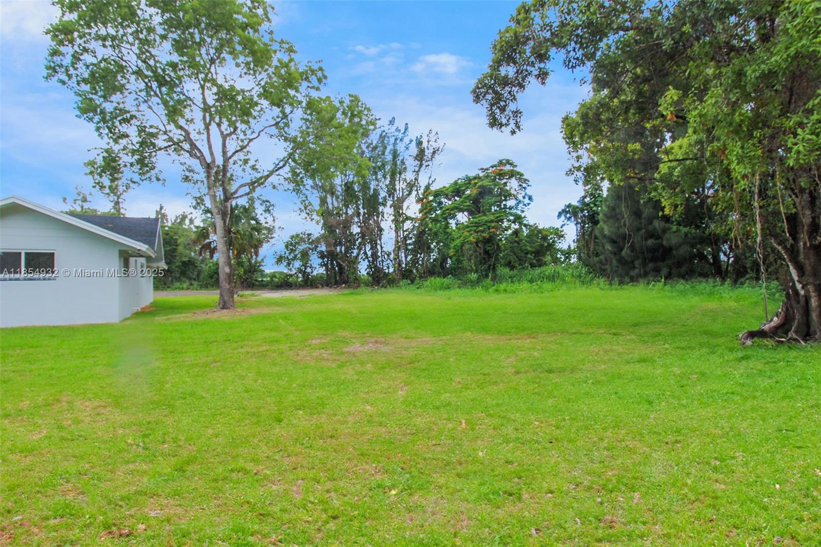 See details / sq. ft. $ 2025-08-07 0 Photo