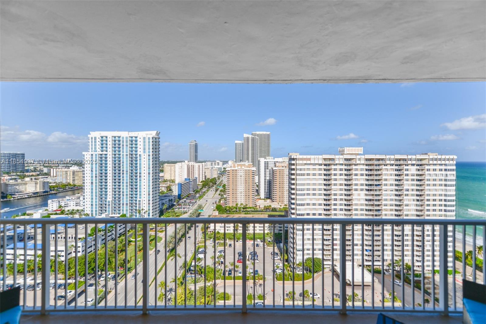 See details PHM 1 / 2 870 sq. ft. $ 2025-08-07 0 Photo