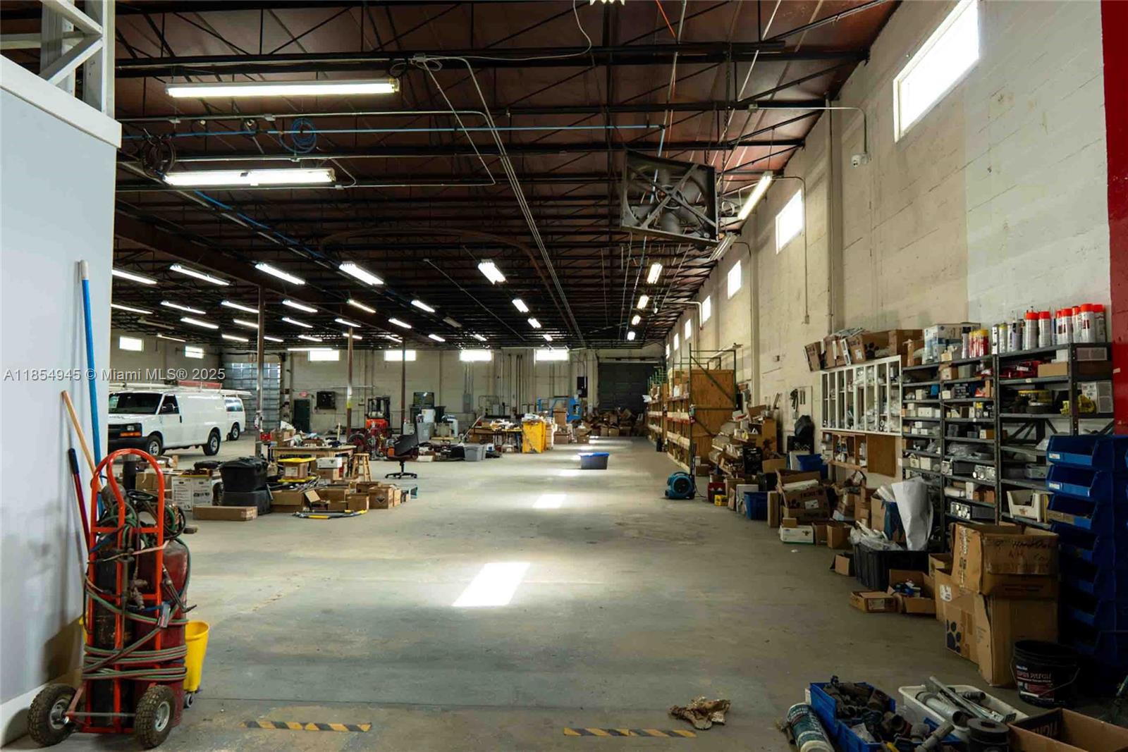  /   sq. ft. $ 2025-08-07 0 Photo