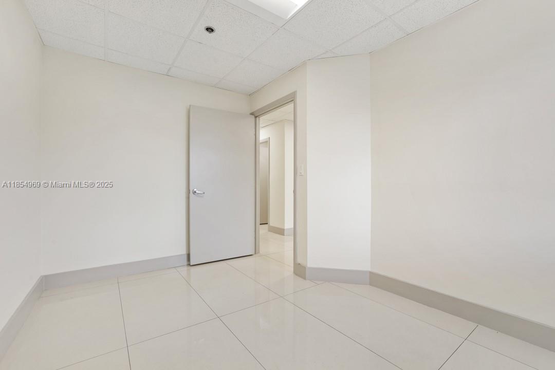 See details 2051 / sq. ft. $ 2025-08-22 0 Photo