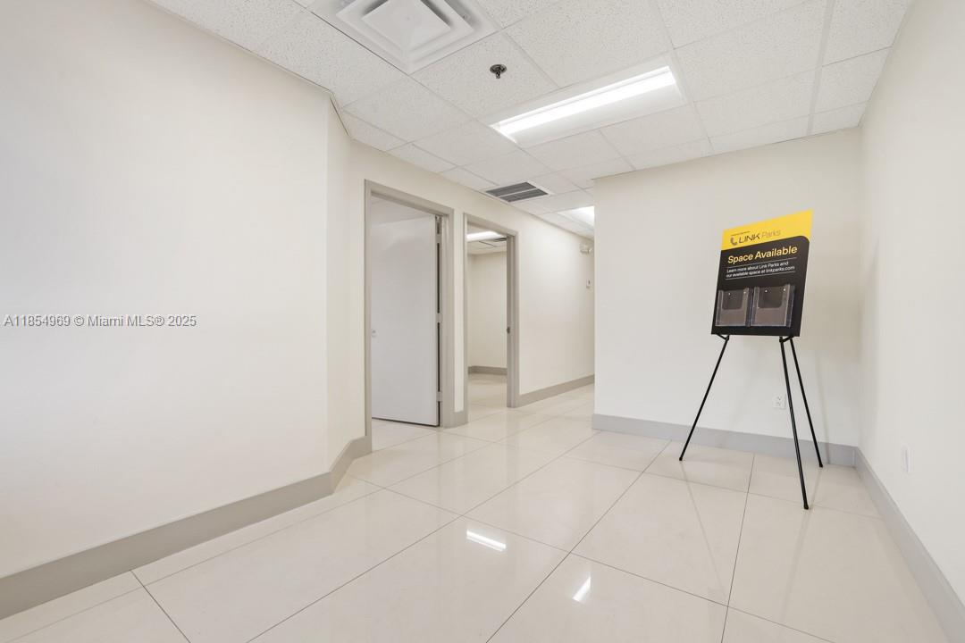 See details 2051 / sq. ft. $ 2025-08-22 0 Photo
